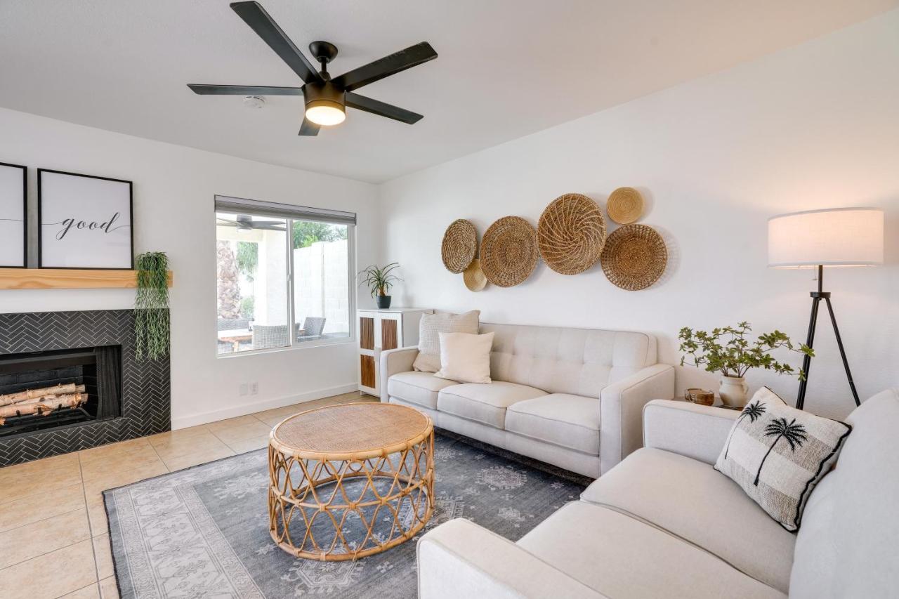 Luxury Hideaway With Private Pool And Views! Holiday home Phoenix